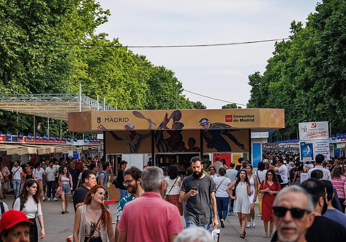 Ambiente en la Feria del Libro 2024