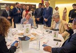 Más de 1.300 muestras de vinos de una decena de países compiten en los Premios Zarcillo que han arrancado en Ávila