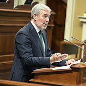 Clavijo rechaza ir contra el turismo en Canarias pero advierte: «No es barra libre»