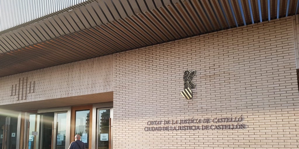 «Te voy a dejar calva para que nadie te mire»: condenado a cárcel por violar, agredir y amenazar a su pareja en Castellón