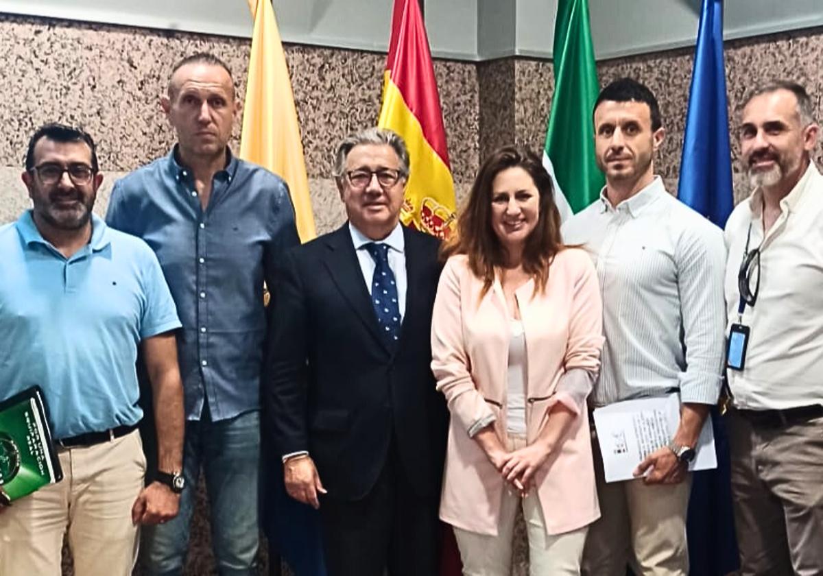Reunión entre los representantes de Jucil, Jupol, IGC y los eurodiputados en Algeciras