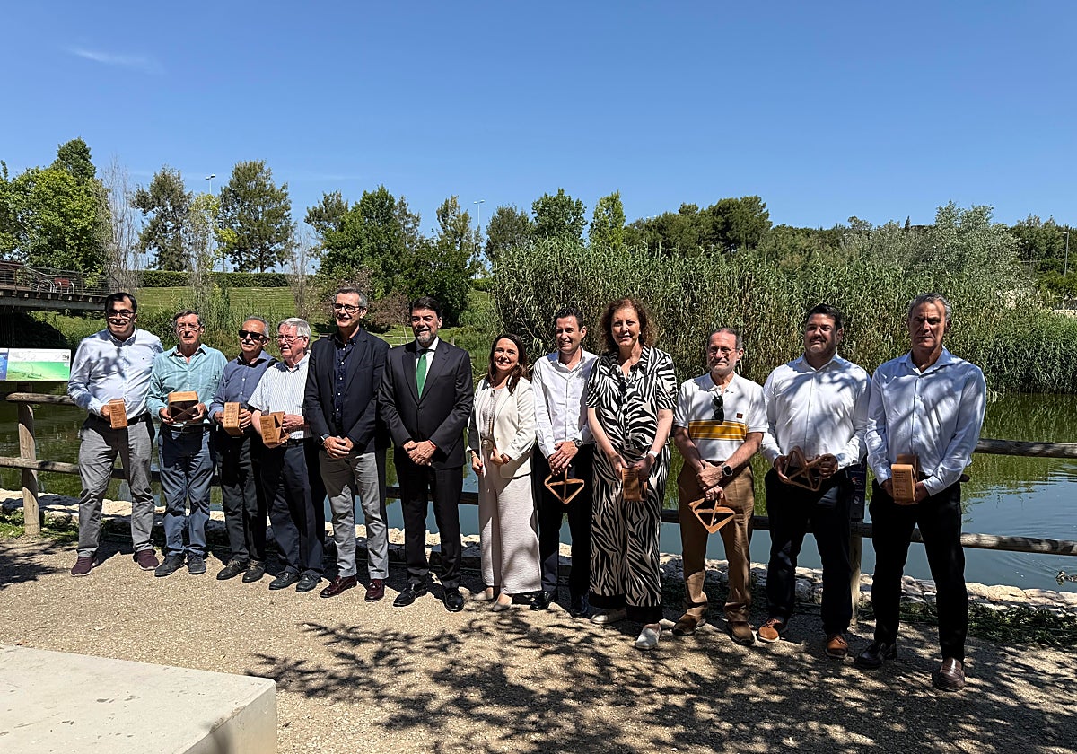 Imagen del acto de reconocimiento por el décimo aniversario del Parque La Marjal de Alicante