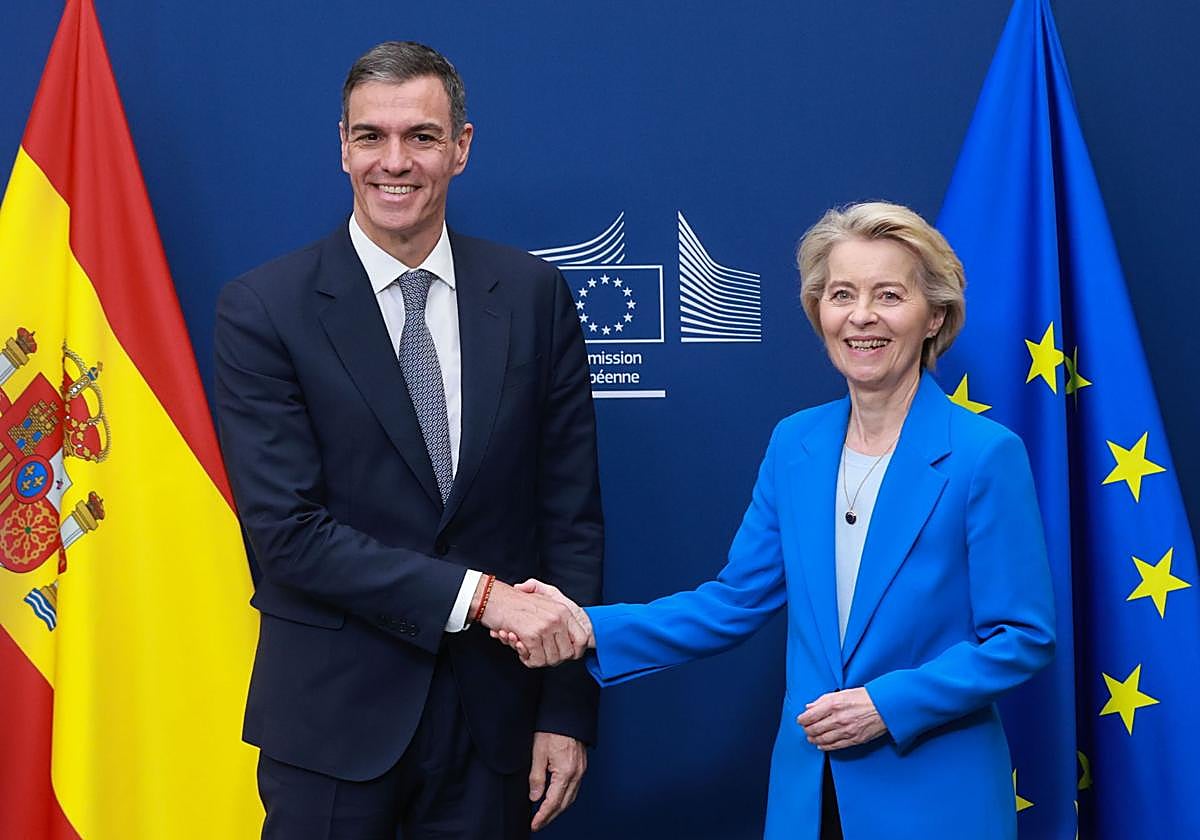 Pedro Sánchez y Ursula von der Leyen, este miércoles en Bruselas