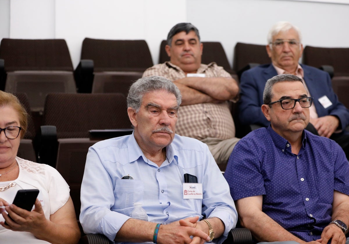 En la tribuna del público, José Antonio Romero, del CERMI Castilla-La Mancha