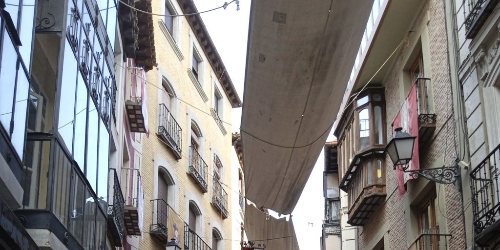 Vecinos de Río Yedra y Valdeyernos reclaman a Page negociar la deuda por alquiler para mantener sus viviendas