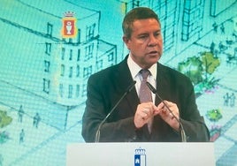 Page dice que «la política en España está muy enferma» y defiende los pactos PP-PSOE para que el país avance