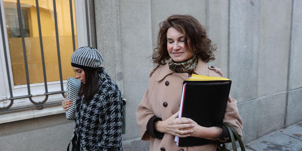 La fiscal investigada reclama incluir en la causa de garcía ortiz todos los 'mails' de fiscalía y abogacía con la defensa del novio de ayuso