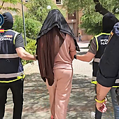 Detenidas dos mujeres en Alcordón que habían creado una academia de la yihad dirigida a mujeres