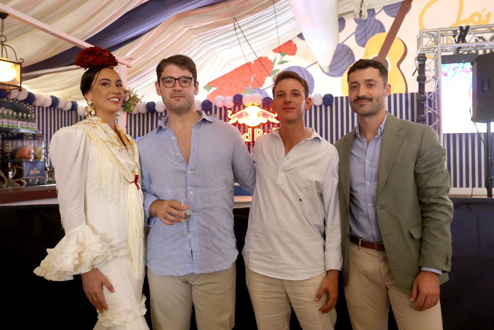 El animado ambiente de las casetas el último sábado de la Feria, en imágenes