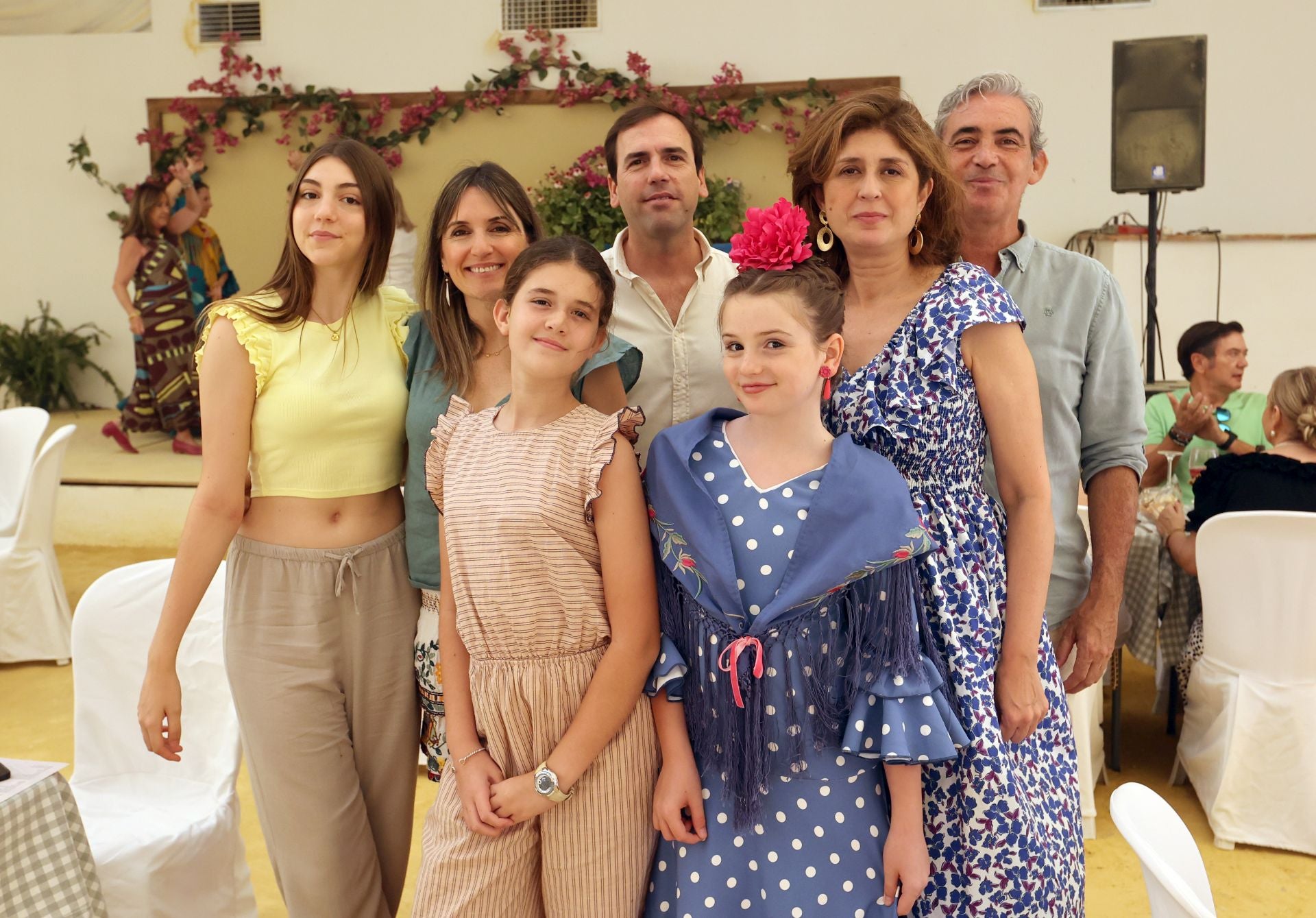 El animado ambiente de las casetas el último sábado de la Feria, en imágenes