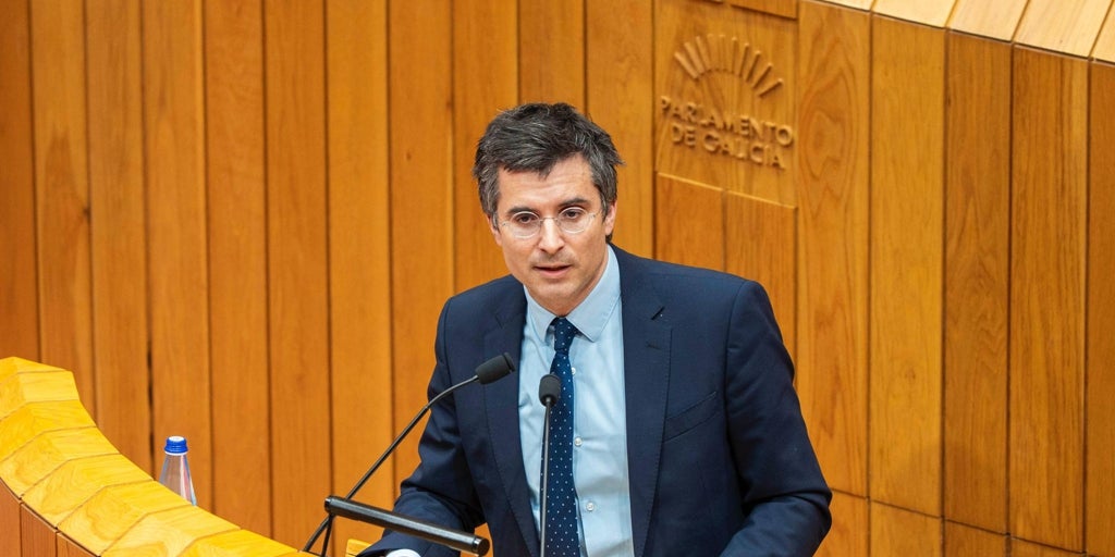 El PP compostelano apela a «unir fuerzas» en defensa de la Facultad de Medicina