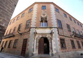 El fiscal pide seis años de prisión para el acusado de estafar cerca de 300.000 euros a una entidad financiera en Toledo