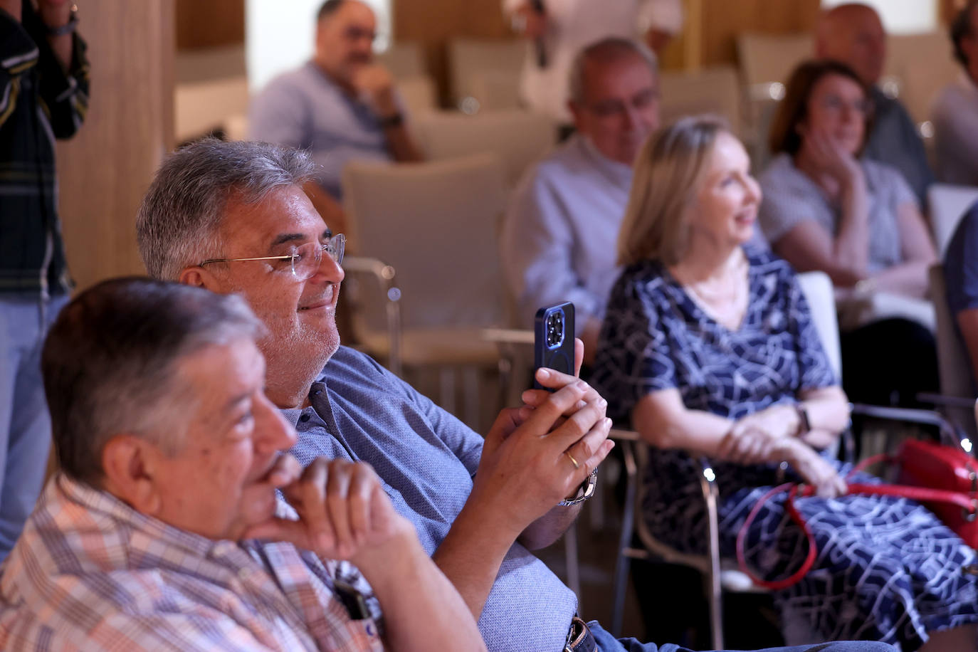 La intervención de Rosa Belmonte en el ciclo Opinión Abierta en Córdoba, en imágenes
