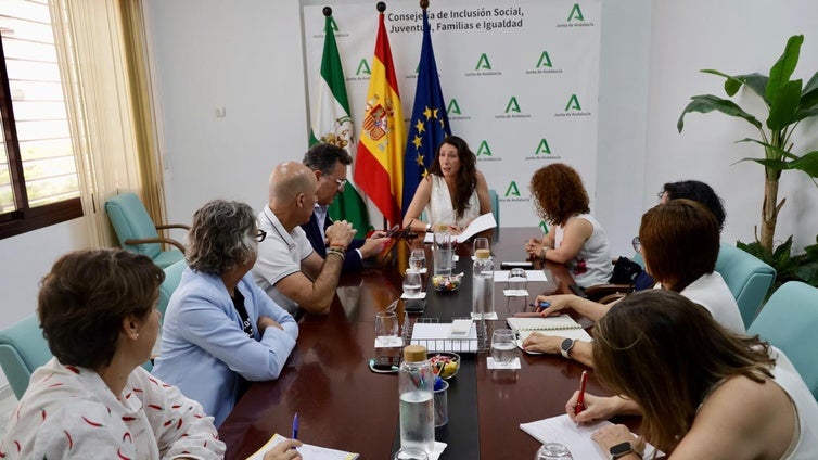 Andalucía pagará un 4,5% más por las plazas en residencias y centros de día y sube un 3% la ayuda a domicilio