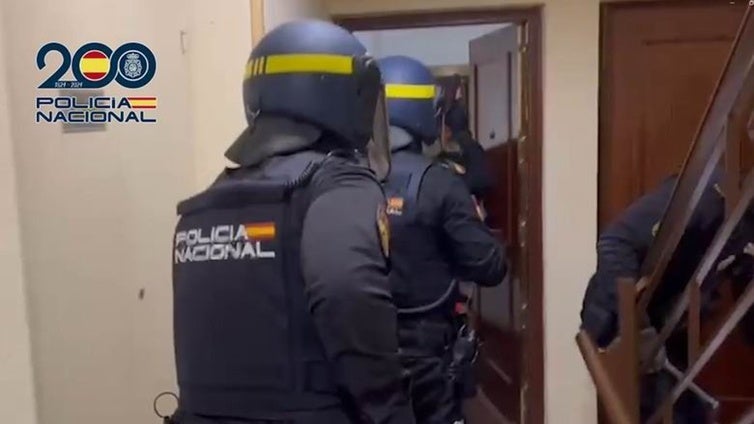 Narcopisos y traficantes de droga con pagos en Bizum y tarjeta bancaria