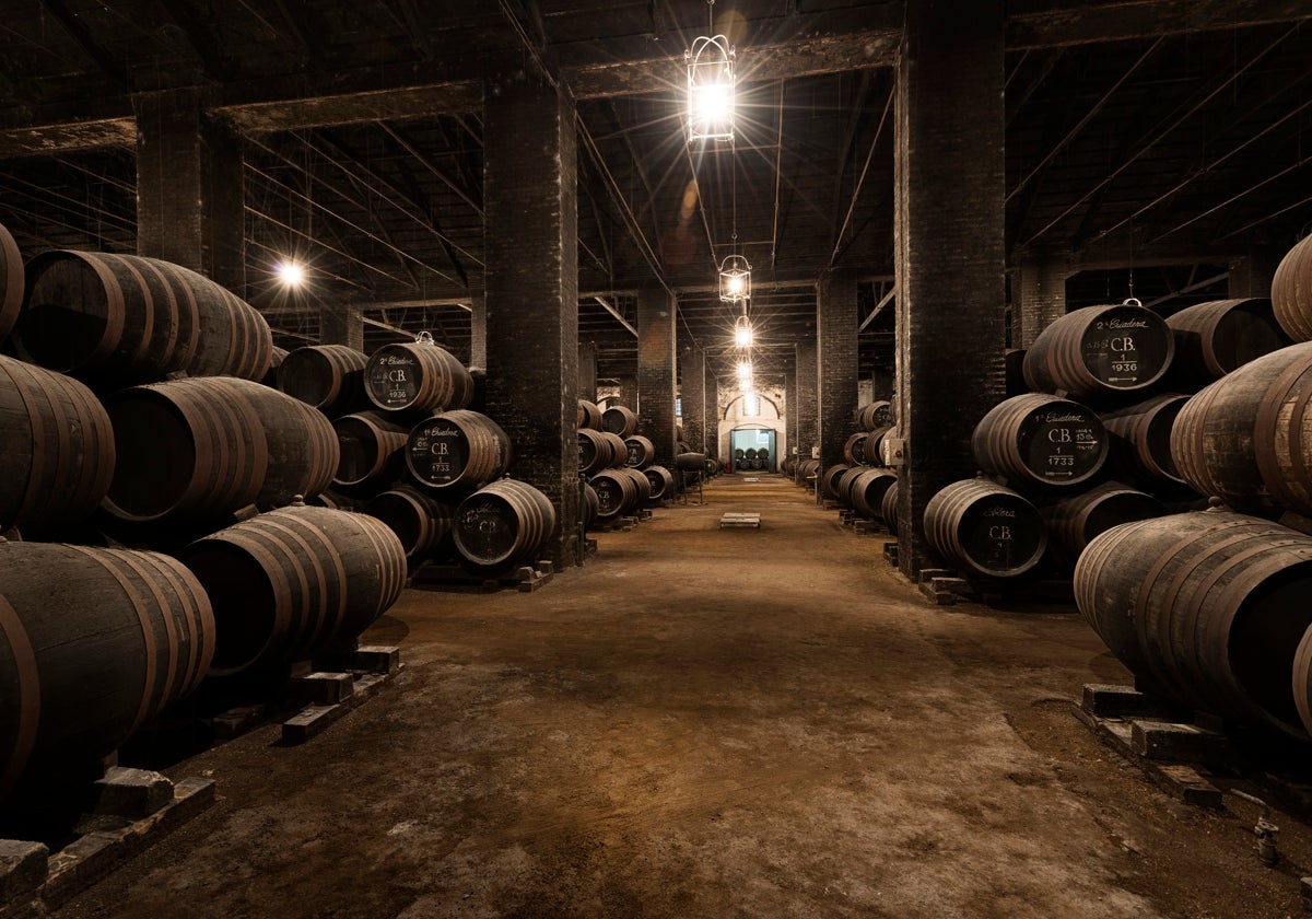 Interior de una de las bodegas de Alvear en Montilla