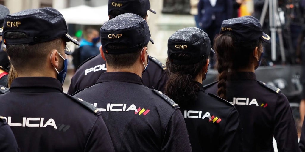 Avalancha de ofertas de alquiler para policías en Baleares: «Los dueños sacan sus pisos al mercado porque no temen a la okupación»
