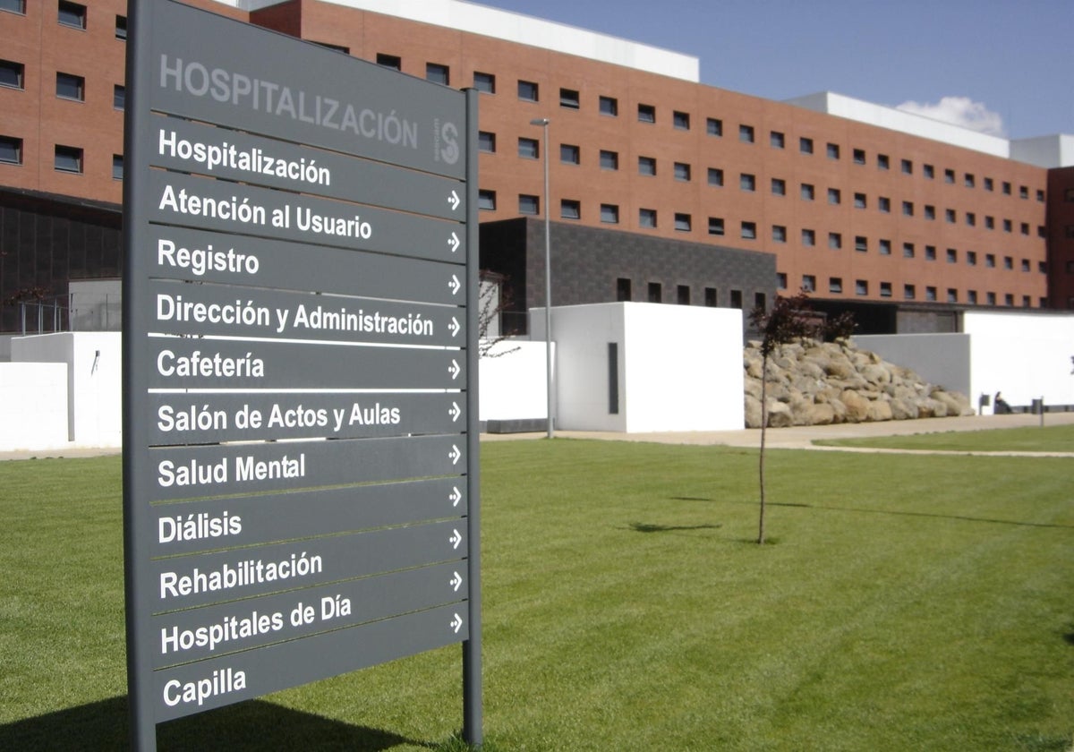 El Colegio destaca la actuación del personal sanitario y de seguridad del hospital, que, en sus palabras, respondieron «con profesionalidad en momentos de gran tensión»
