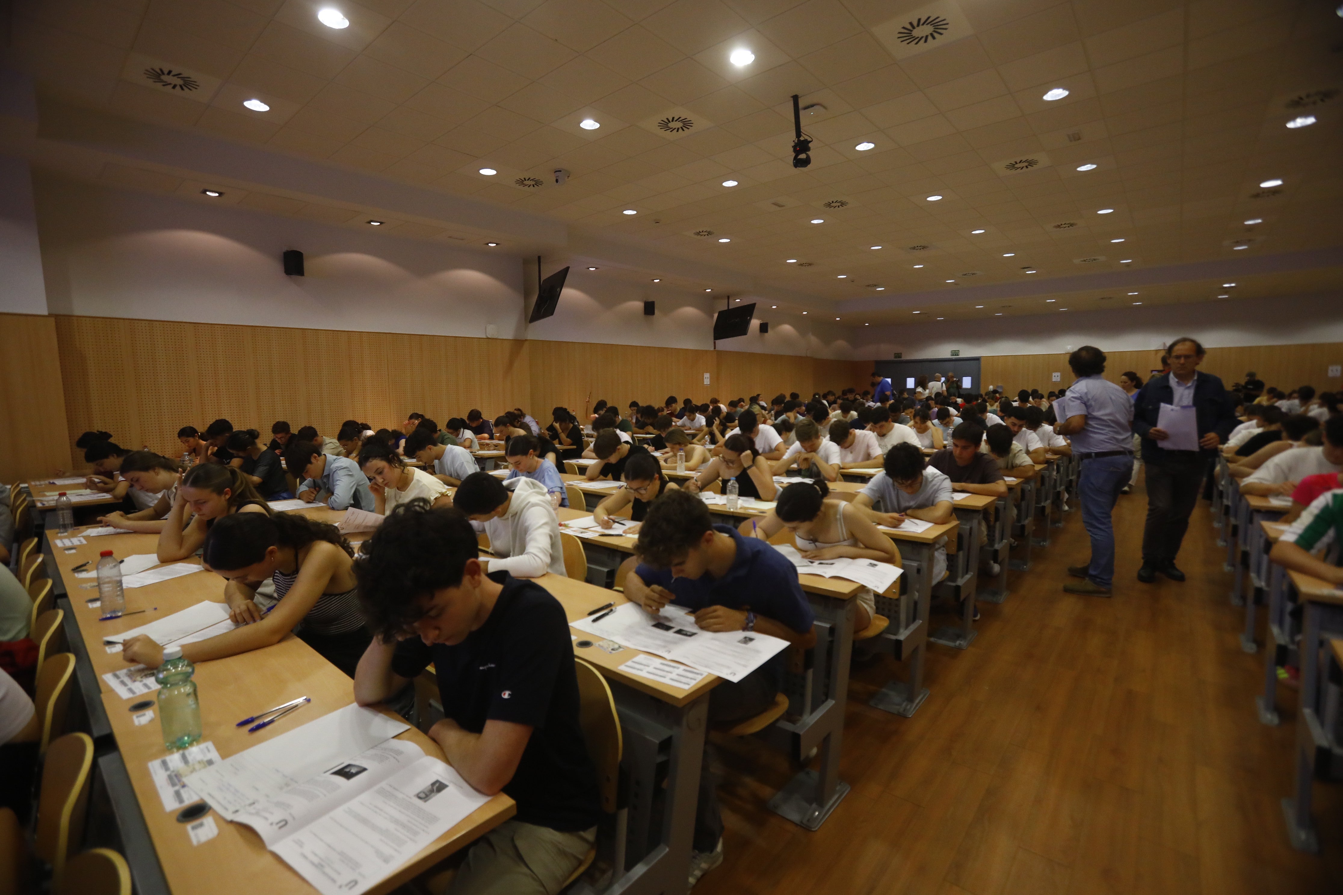 Las mejores imágenes del inicio de la Selectividad 2025 en Córdoba