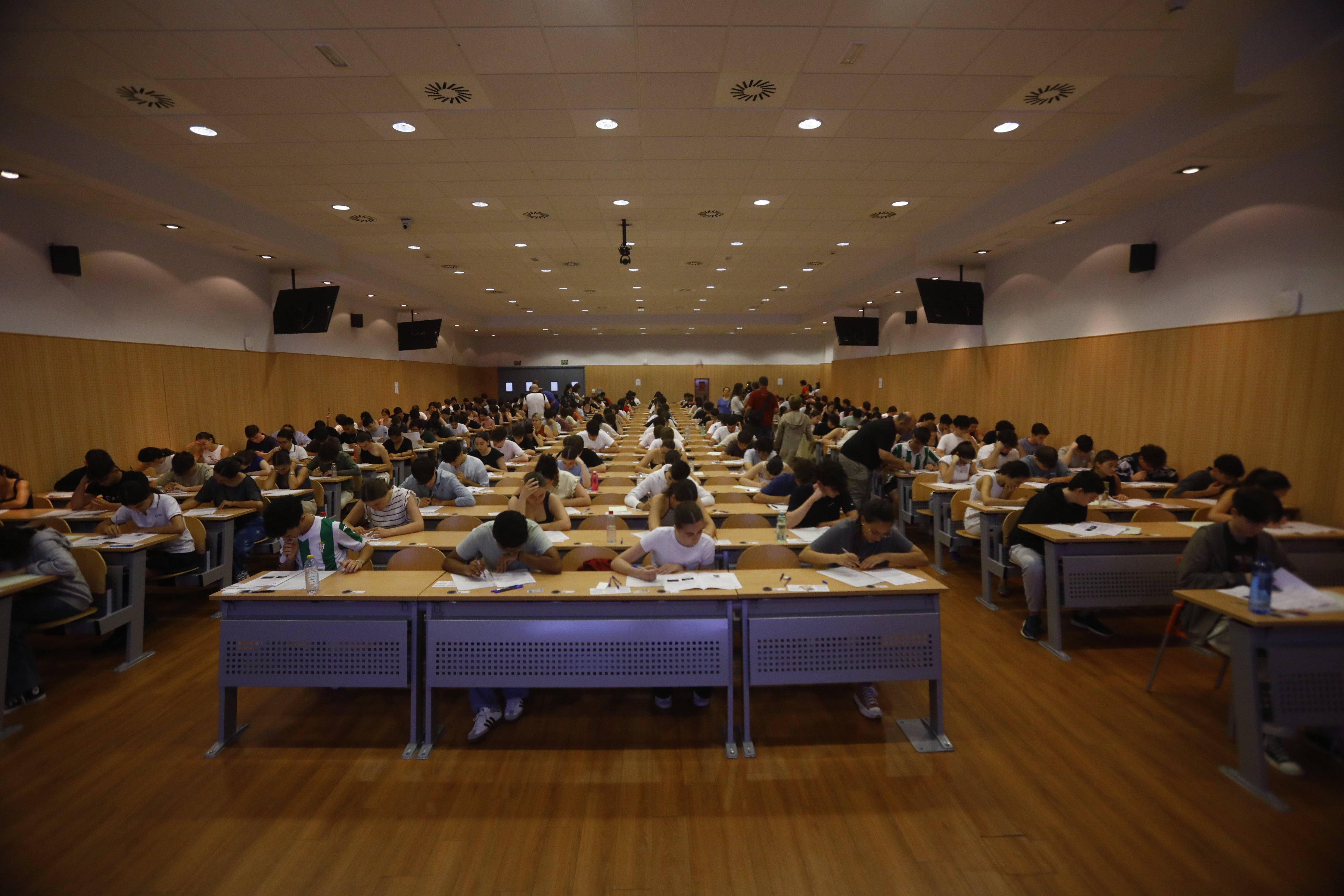 Las mejores imágenes del inicio de la Selectividad 2025 en Córdoba