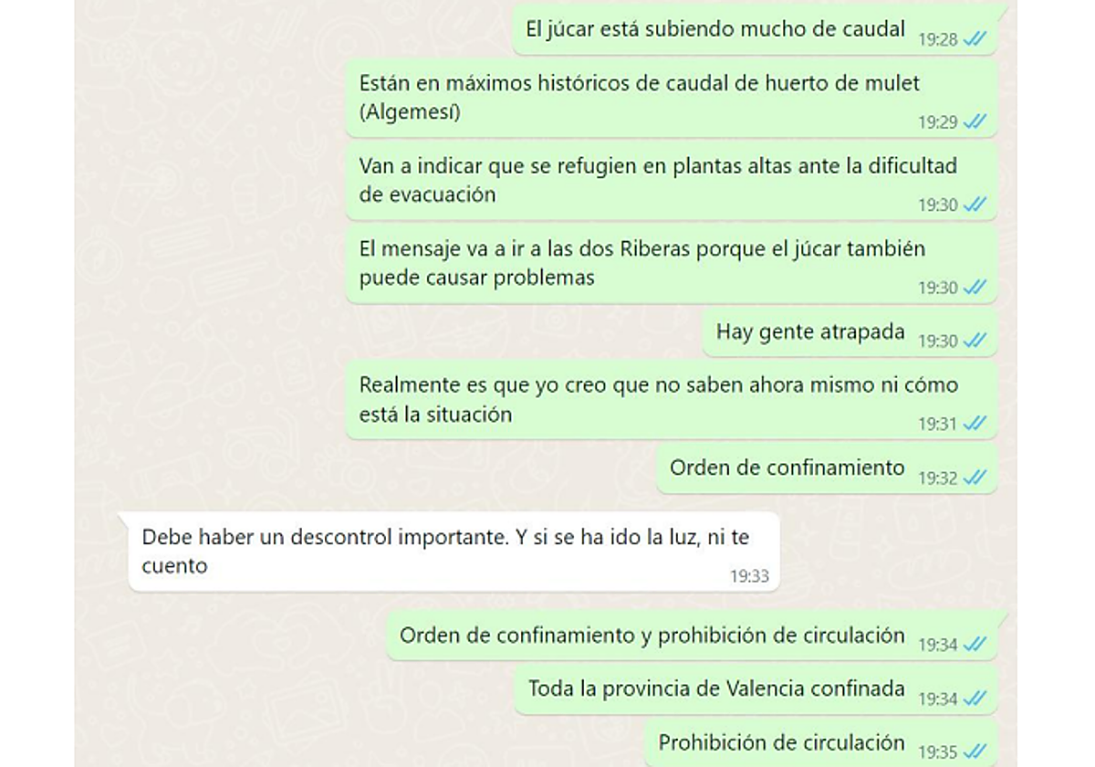 Imagen de la conversación por WhatsApp del jefe de Climatología de la Aemet en Valencia, José Ángel Núñez