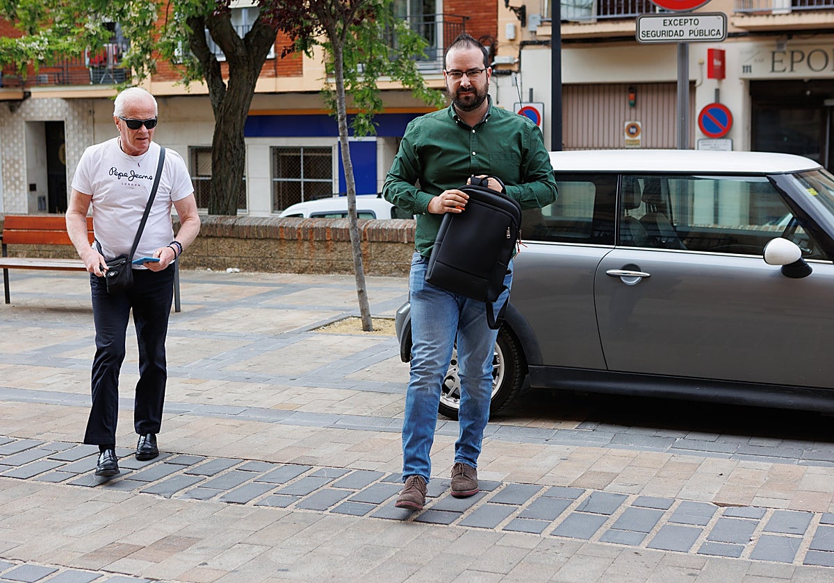 El exprocurador socialista Ángel Hernández, a su llegada a la Audiencia Provincial de Soria