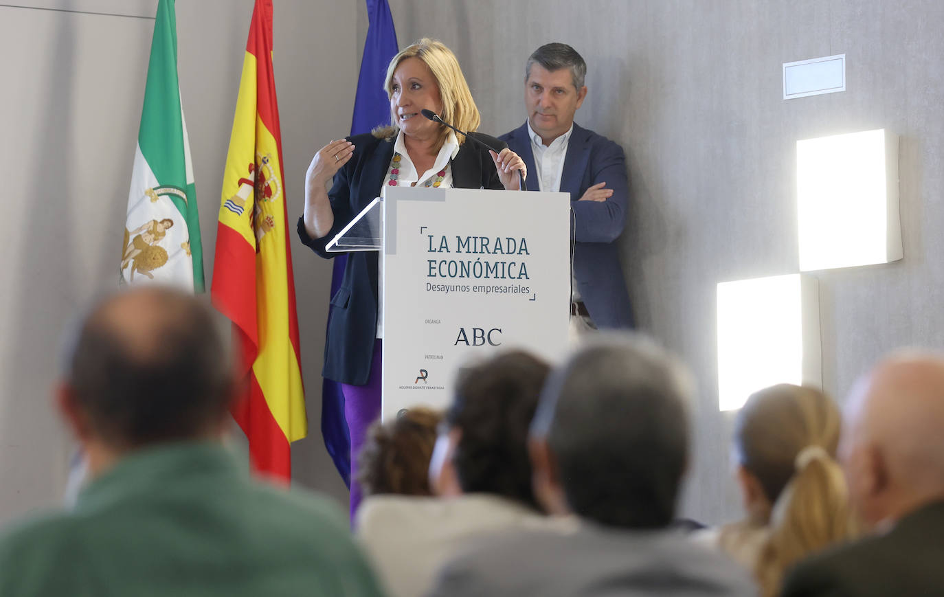 La participación de la viceconsejera de Agricultura en la Mirada Económica, en imágenes