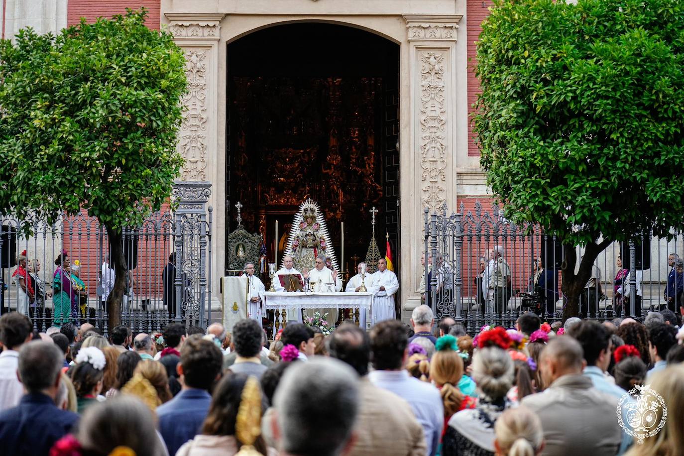 Misa de Romeros de la hermandad del Rocío de Sevilla
