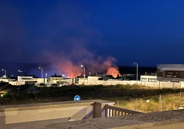 Los vecinos de la Legua denuncian la angustia que vivieron por el incendio en un parque que estaba «lleno de matorrales»