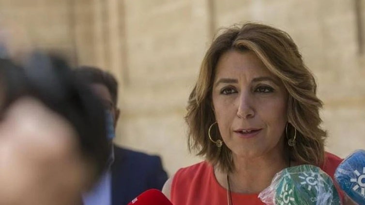 Susana Díaz sobre las explicaciones de la 'fontanera' del PSOE: «Ha sido un espectáculo bochornoso»