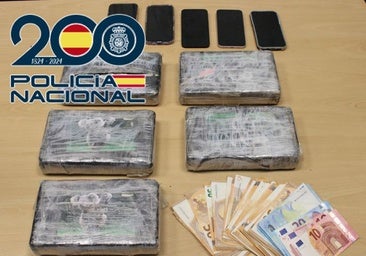 La droga y los demás efectos incautados por la Policía Nacional