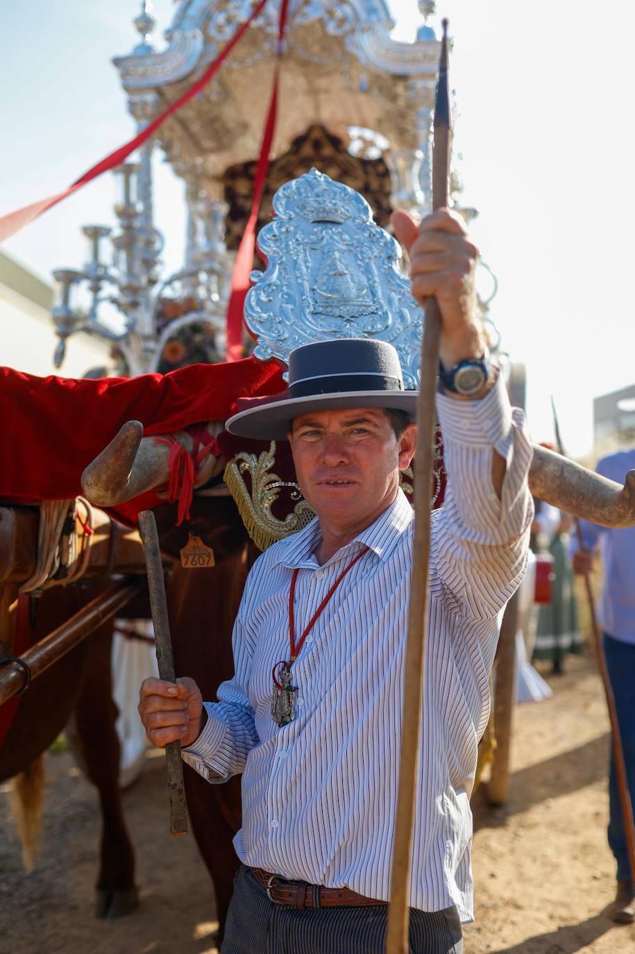 Salida de la hermandad de Carrión hacia la aldea del Rocío