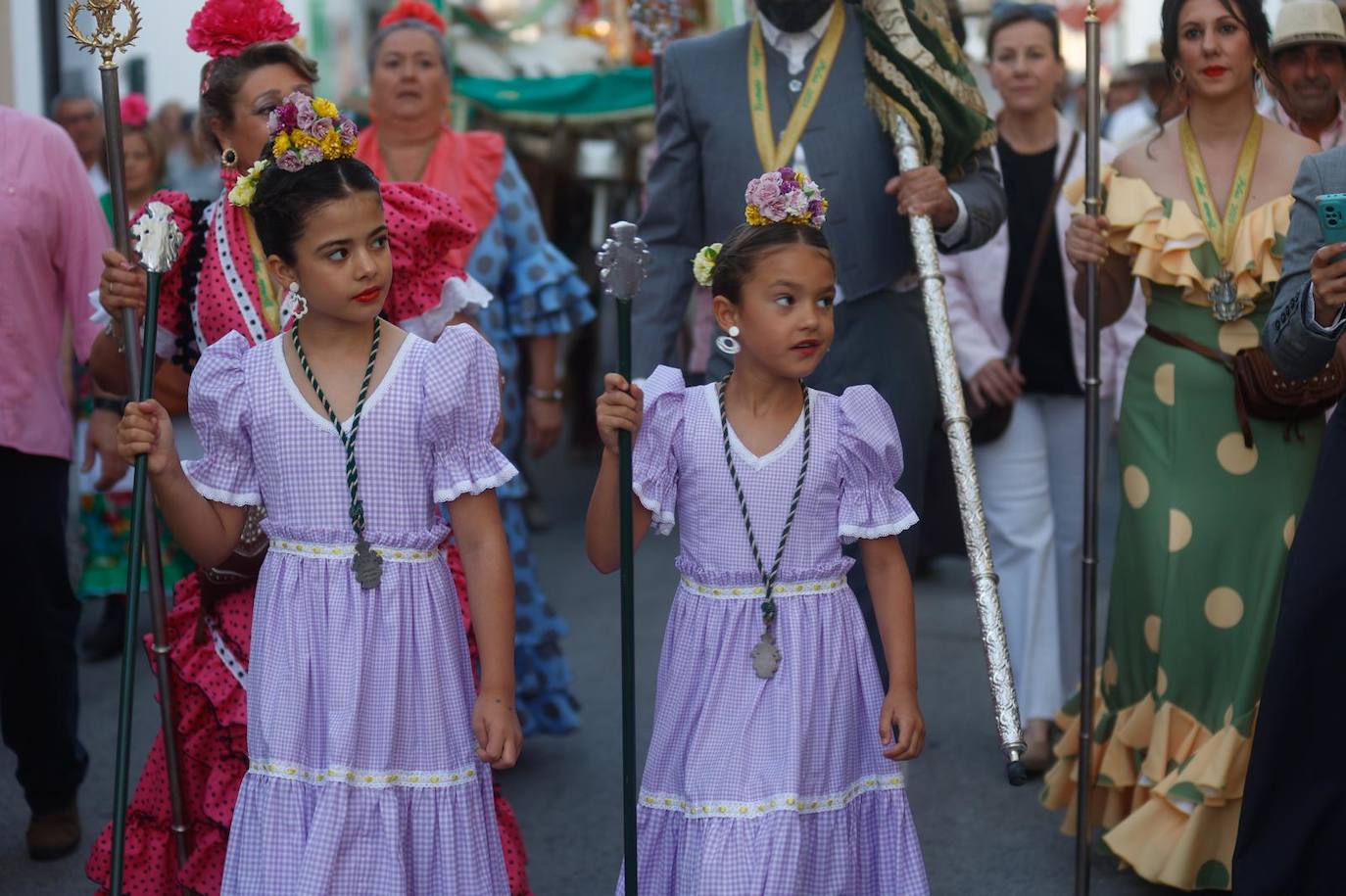 Salida de la hermandad de Pilas hacia la aldea del Rocío
