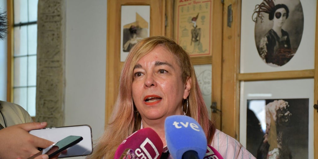 María Jesús Huerta habla en  Las camiseras  del 8M y de los trabajos olvidados y la lucha femenina