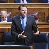 El ministro Puente carga en público contra históricos socialistas críticos con el caso Leire