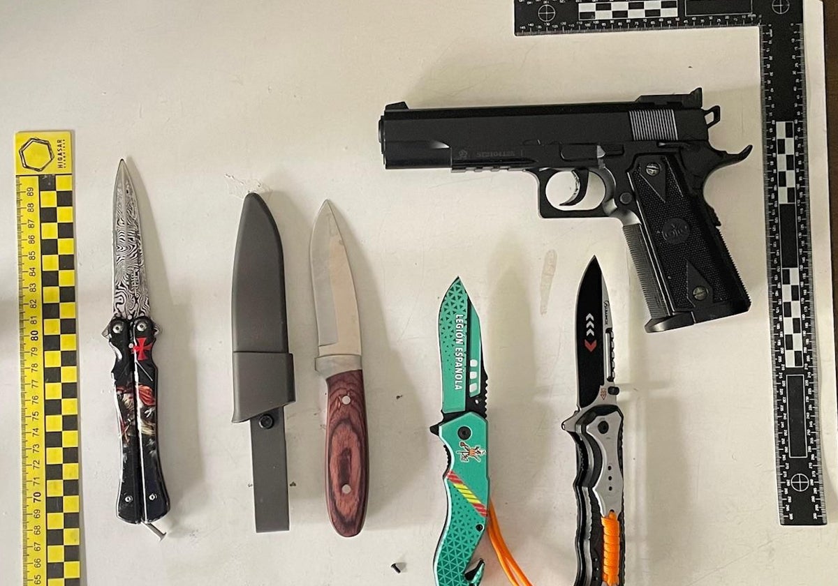 Armas intervenidas a los detenidos por una riña tumultuaria en Palencia