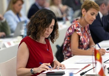 Ayuso abandona la reunión de la Conferencia de Presidentes cuando Pradales ha comenzado a hablar en vasco