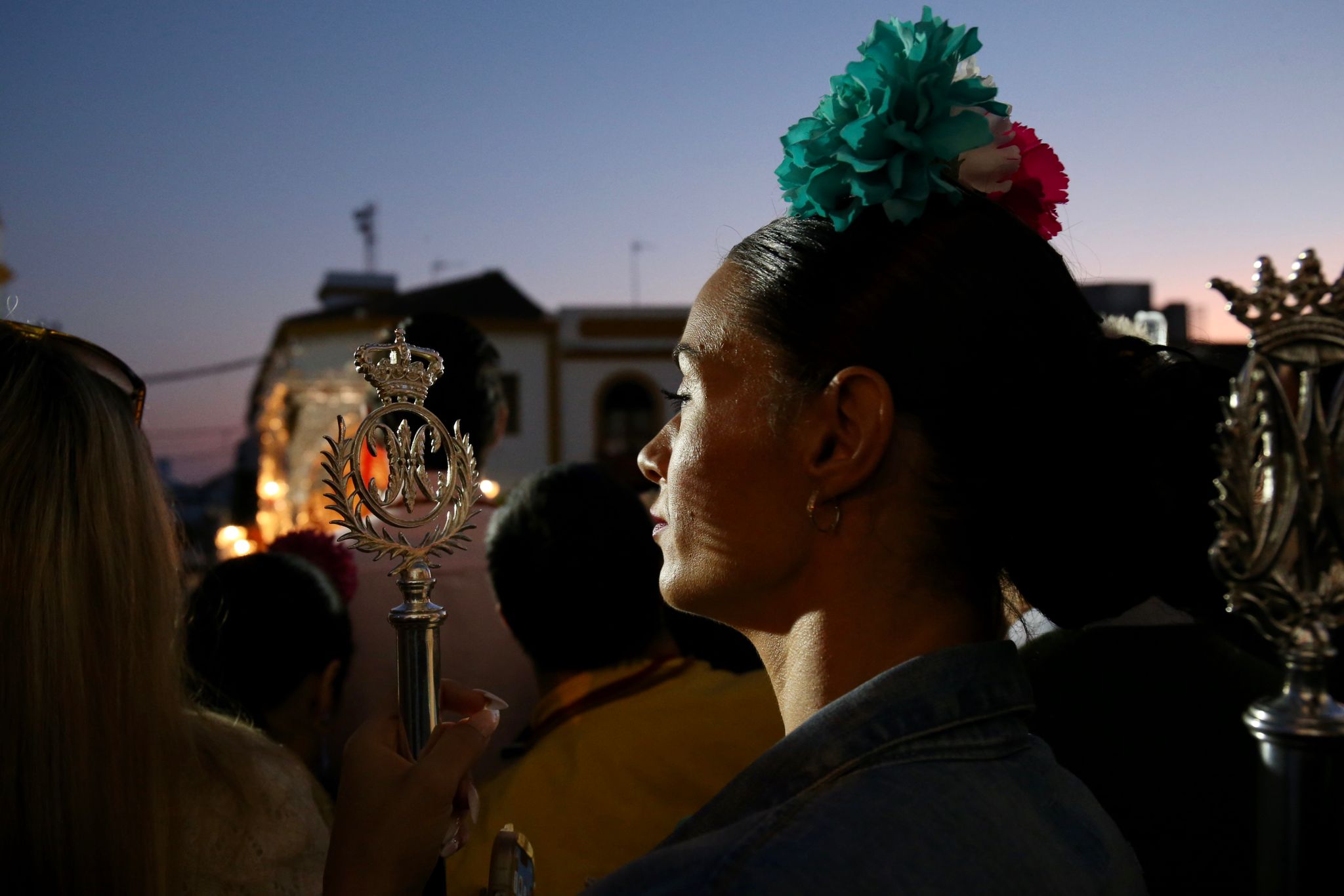 Sale Villamanrique, la última filial en ponerse en camino hacia el Rocío