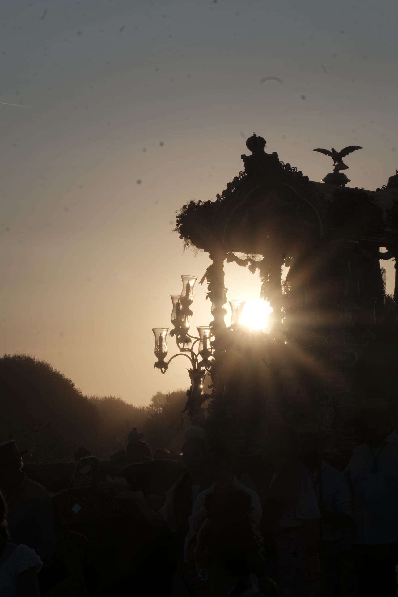 Viernes de camino, viernes de Triana en el vado de Quema