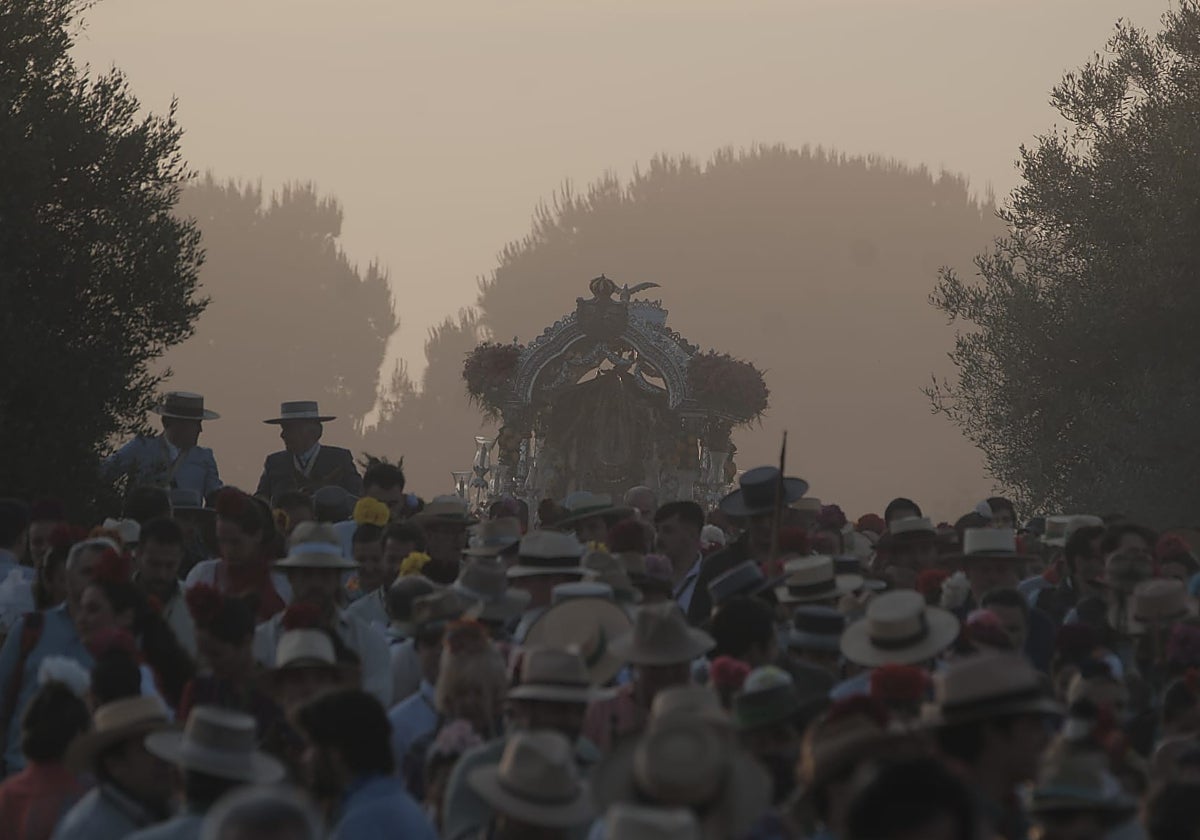 Viernes de camino, viernes de Triana en el vado de Quema