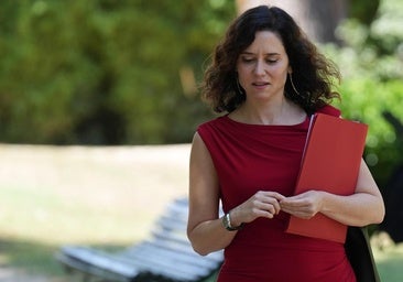 Ayuso se ratifica en su salida en la Conferencia por las lenguas: «No se puede dar por normal lo que no lo es»