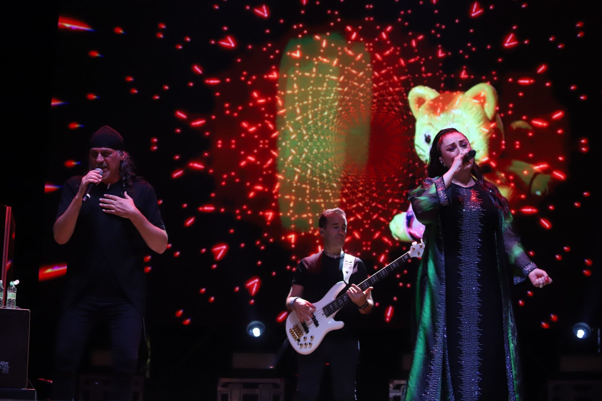 El espectacular concierto de Camela en Córdoba, en imágenes