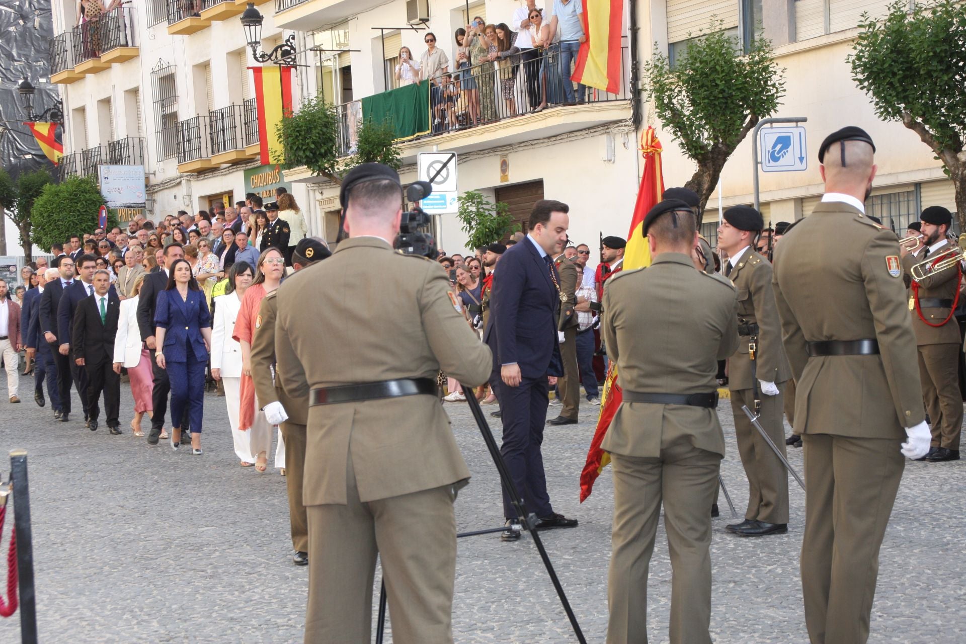 La emotiva jura de la bandera de España en Priego de Córdoba, en imágenes
