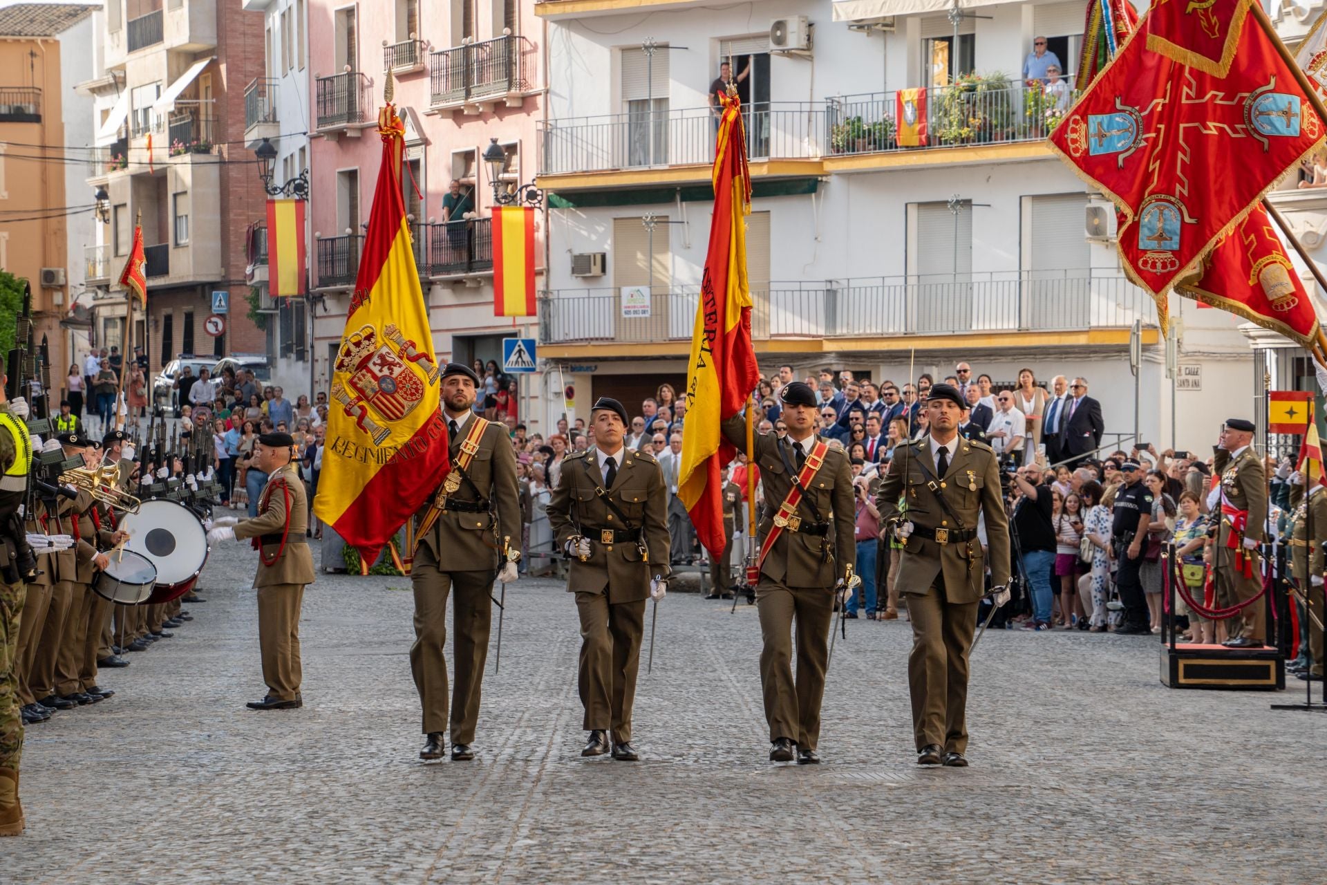 La emotiva jura de la bandera de España en Priego de Córdoba, en imágenes