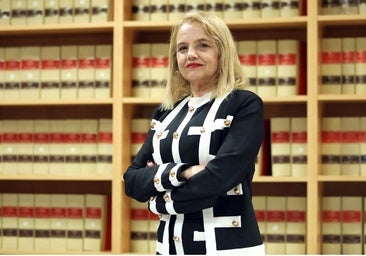 Pilar Astray: «La política está desprestigiando al resto de instituciones»
