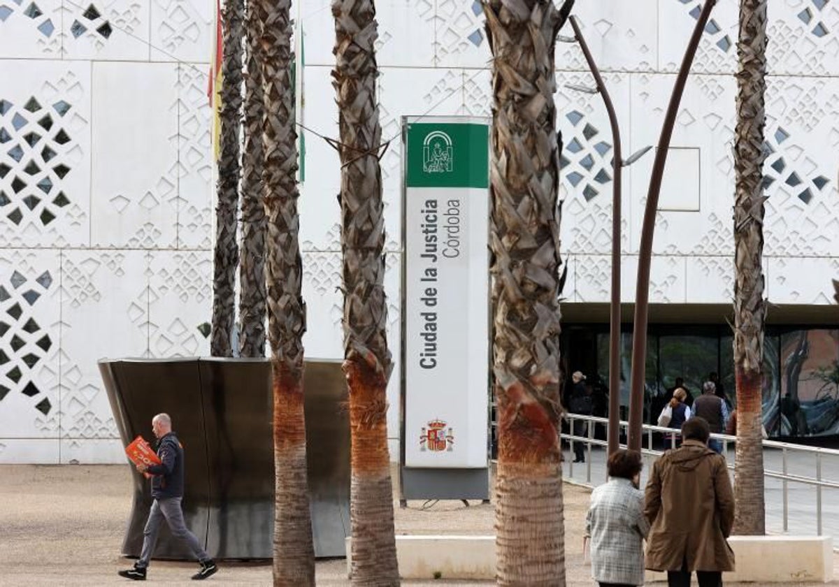 Fachada principal de la Ciudad de la Justicia de Córdoba