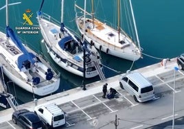 Tres detenidos en Barcelona por transportar hachís y cocaína en veleros