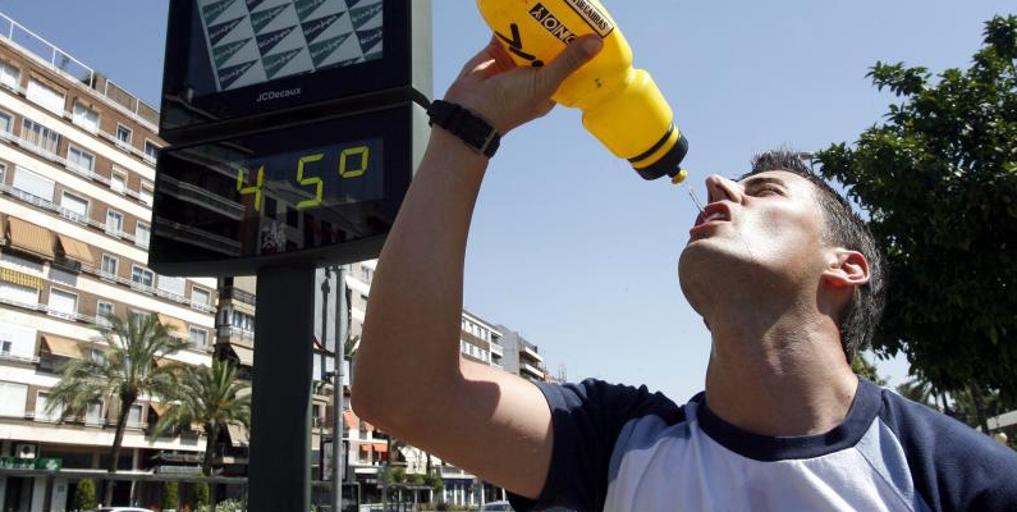 Las intensas lluvias de la primavera en Andalucía abocan a un verano más cálido de lo habitual