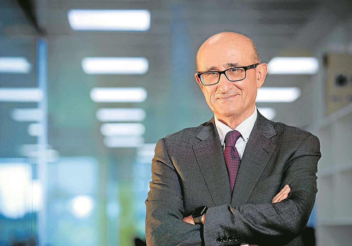 El recién jubilado fiscal del Tribunal Supremo Salvador Viada, expresidente de APIF, acusación popular en la causa