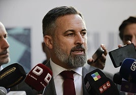 Abascal dice que la dimisión de Cerdán «no es suficiente» y reclama una moción de censura contra Pedro Sánchez